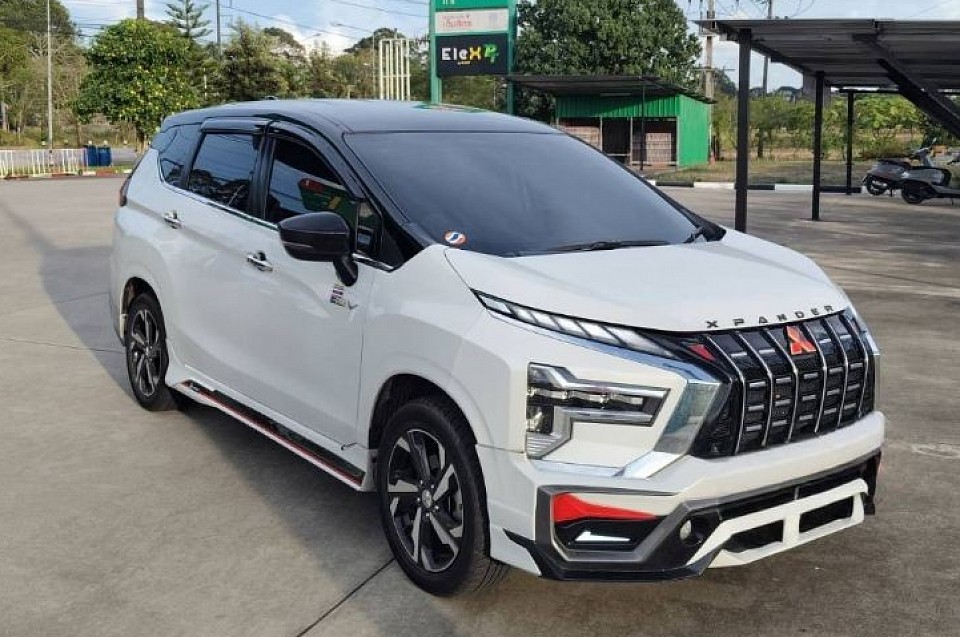 รถใหญ่ 7 ที่นั่ง